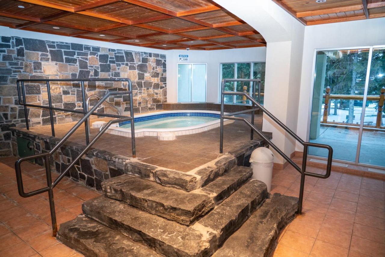 The Rundlestone Lodge Banff Esterno foto