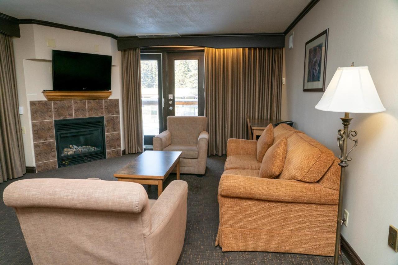 The Rundlestone Lodge Banff Esterno foto