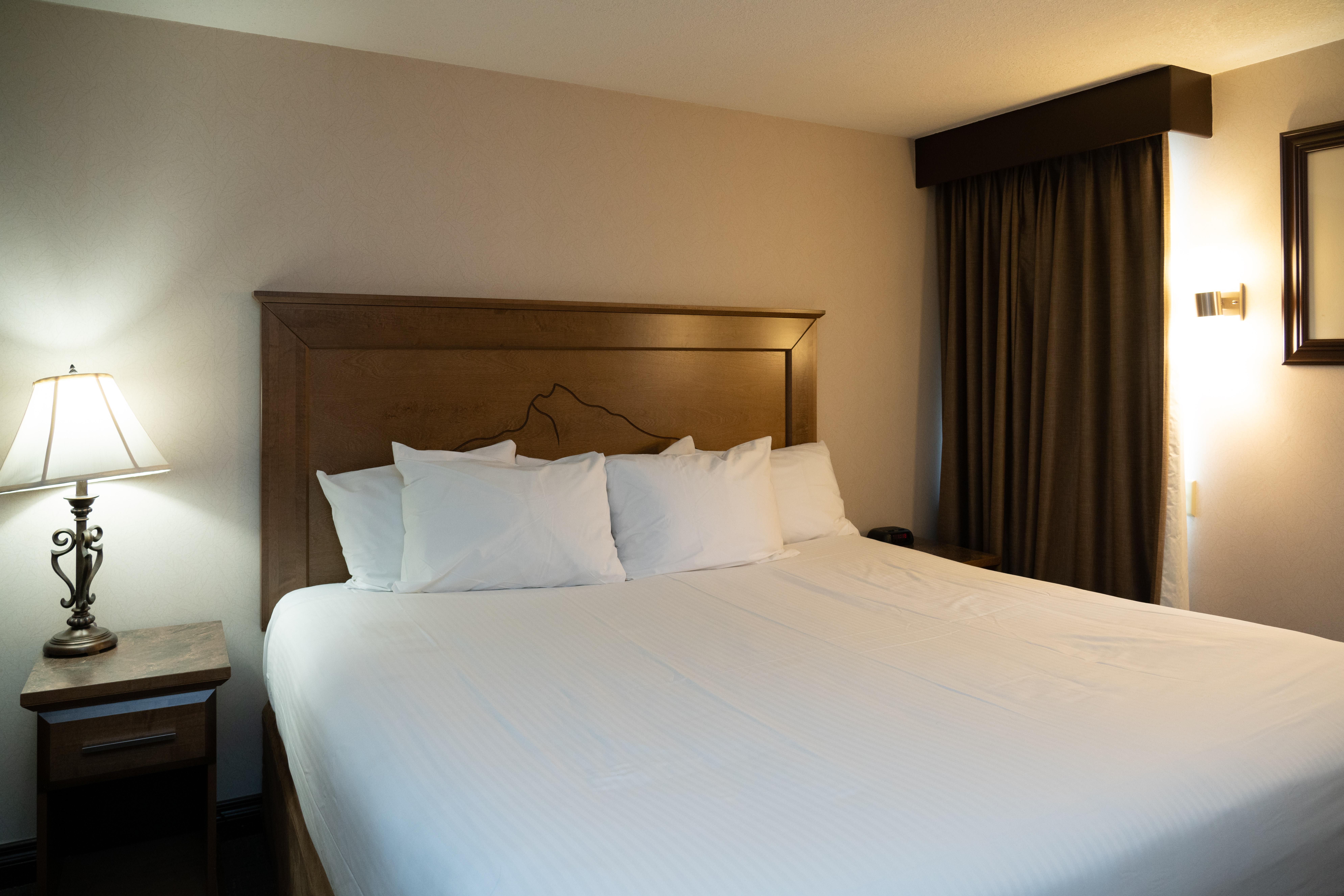The Rundlestone Lodge Banff Esterno foto