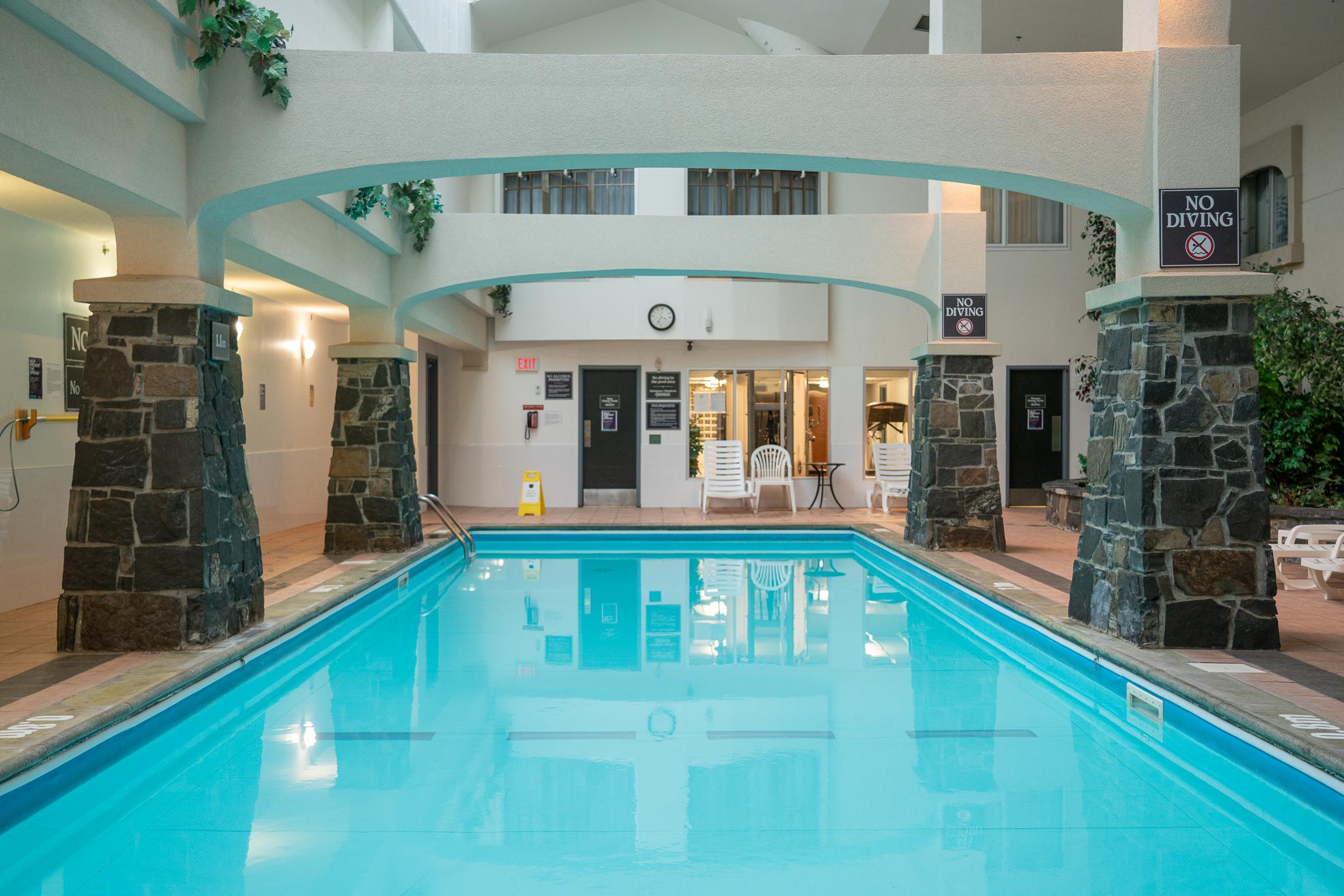 The Rundlestone Lodge Banff Esterno foto