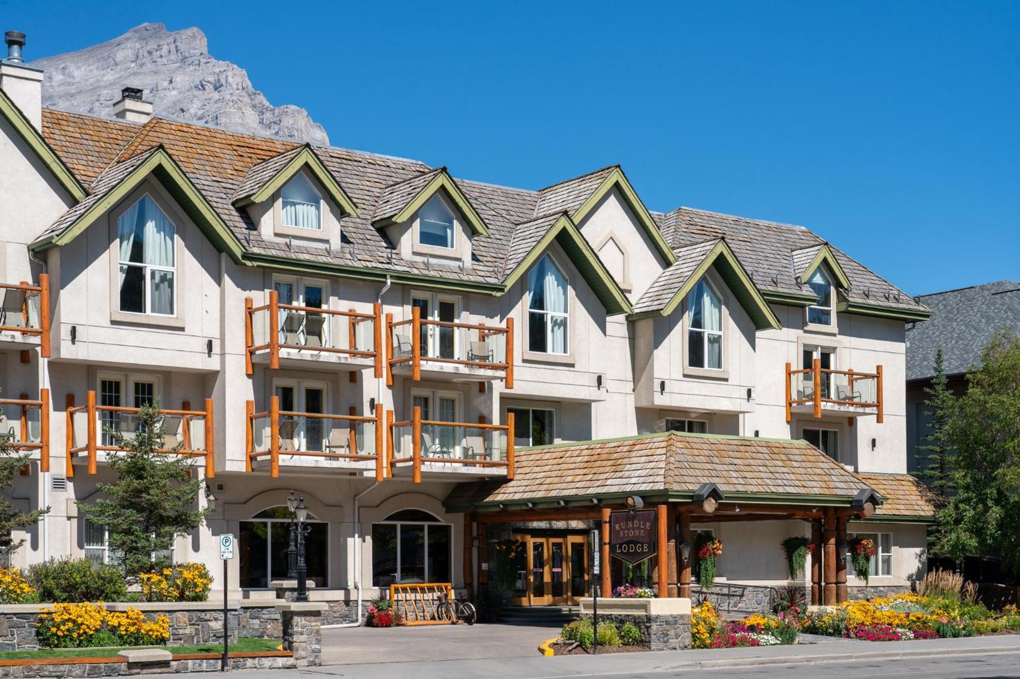 The Rundlestone Lodge Banff Esterno foto